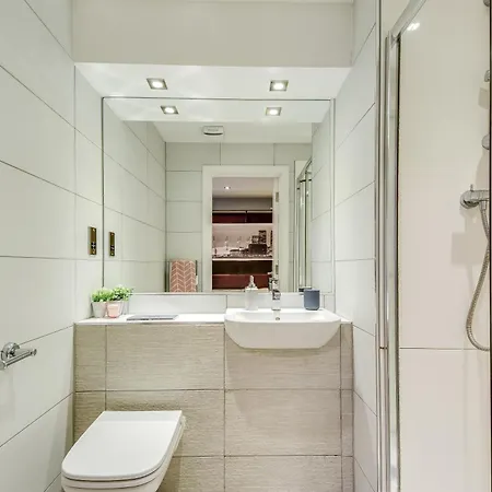 אכסניה The Edge לידס